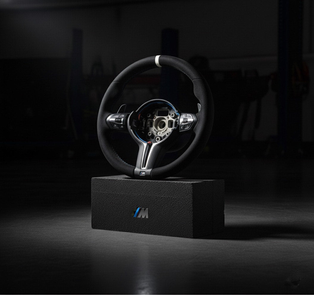 M5-Volant pour BMW cuir et alcantara + repère central blanc